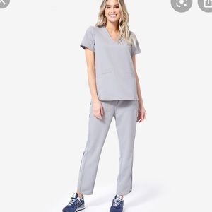 Cement Kade cargo & Casma shirt sold out Scrub set